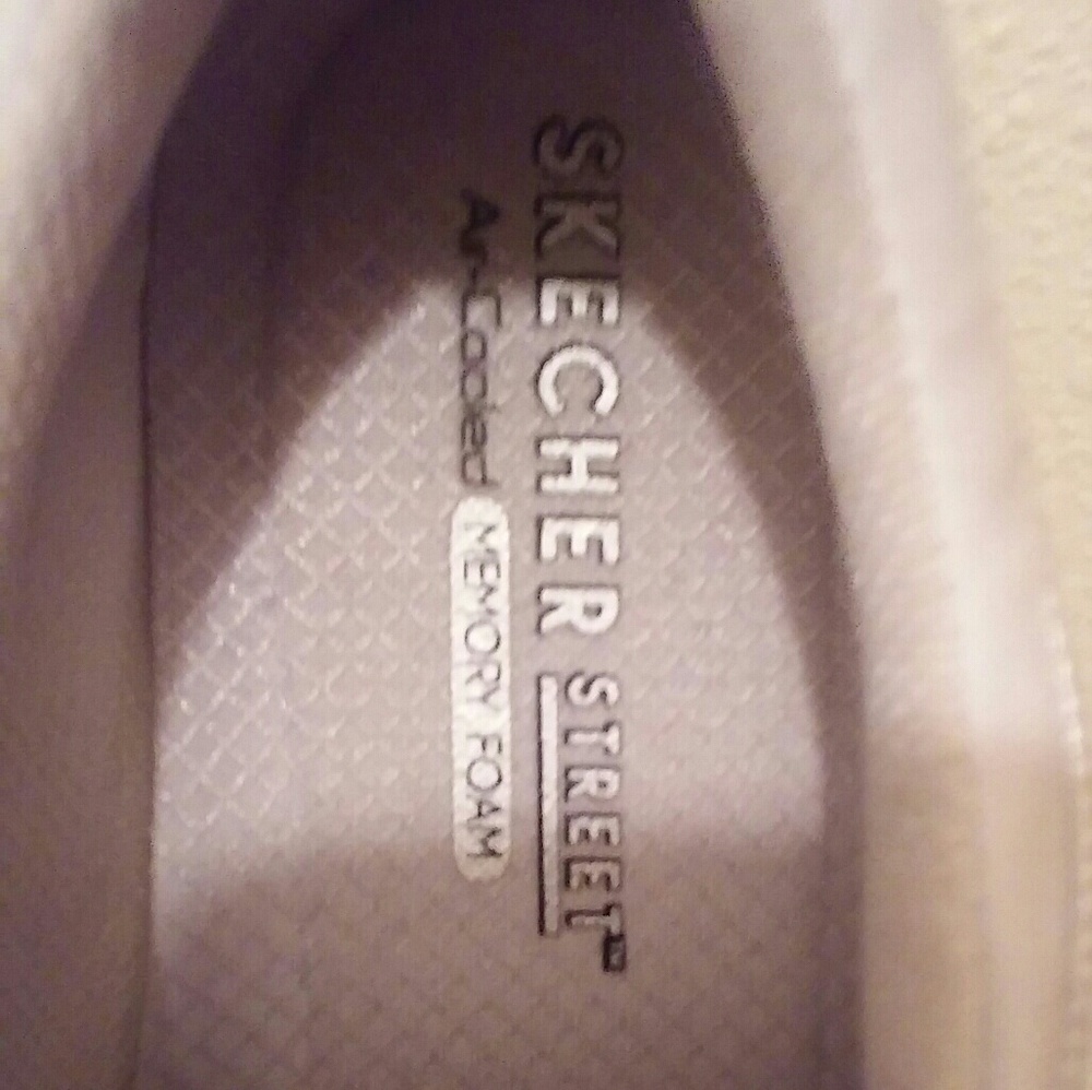 Shoes - Picture 2 of 3